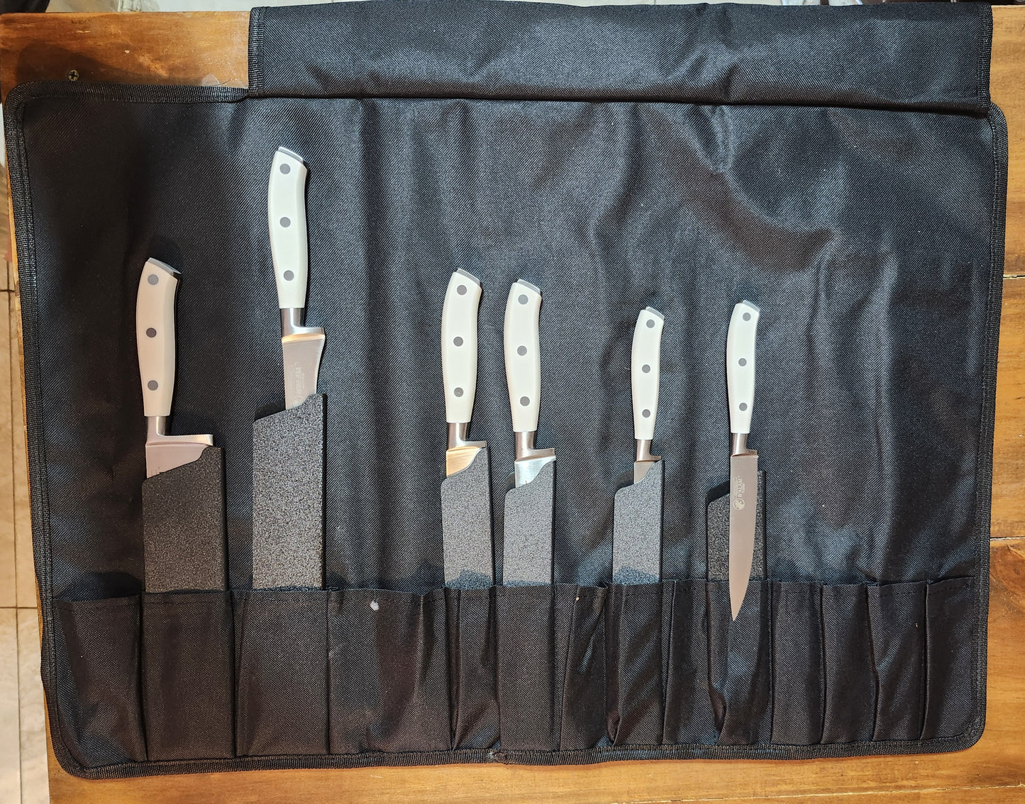 ESTUCHE GRATIS